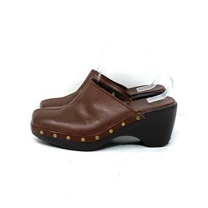 Natural Soul Studded Clogs